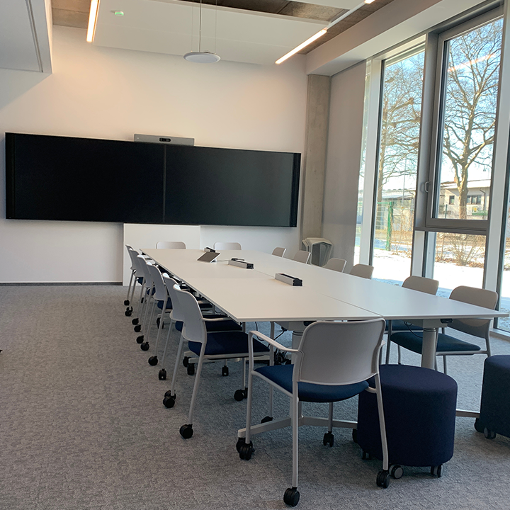 Konferenzraum mit Cisco Boards Gebäude A © SICK AG