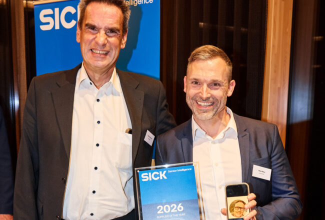 Thomas Bindriem und Maik Mikut mit Sick-Award